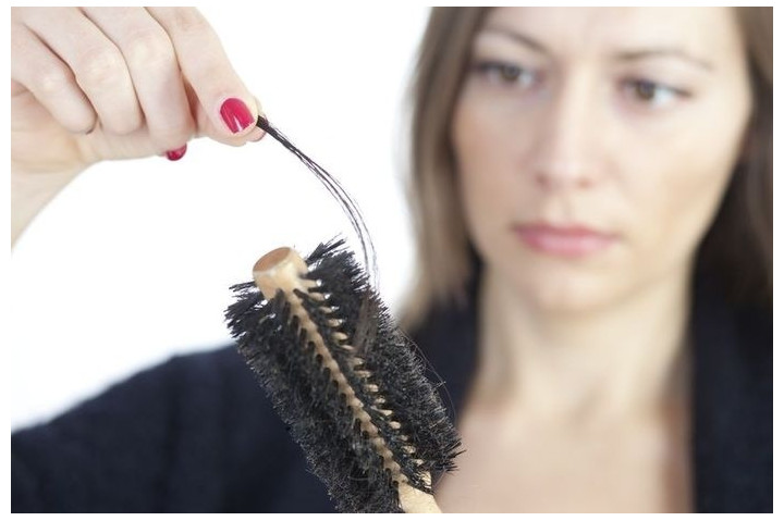 Как могут шампуни повлиять на состояние ваших волос: блог врача-трихолога
