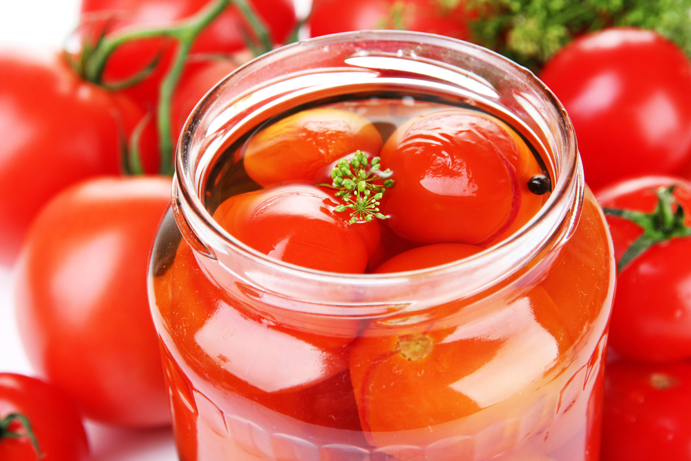 Рекомендуют ли эксперты маринованные томаты? Итоги тестирования