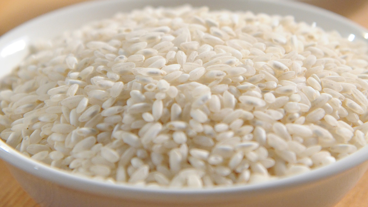 Роспотребнадзор проверит информацию о «пластиковом» рисе
