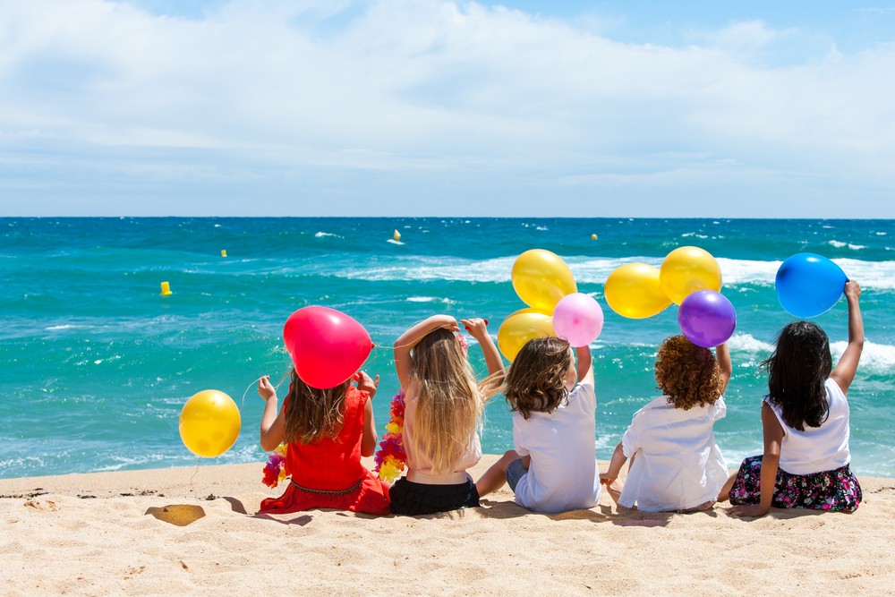 Куда отправить ребенка на летние каникулы и что для этого нужно?