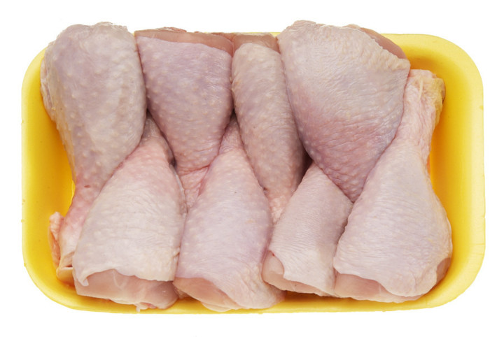 В курином мясе на рынках Казахстана обнаружили кишечную палочку