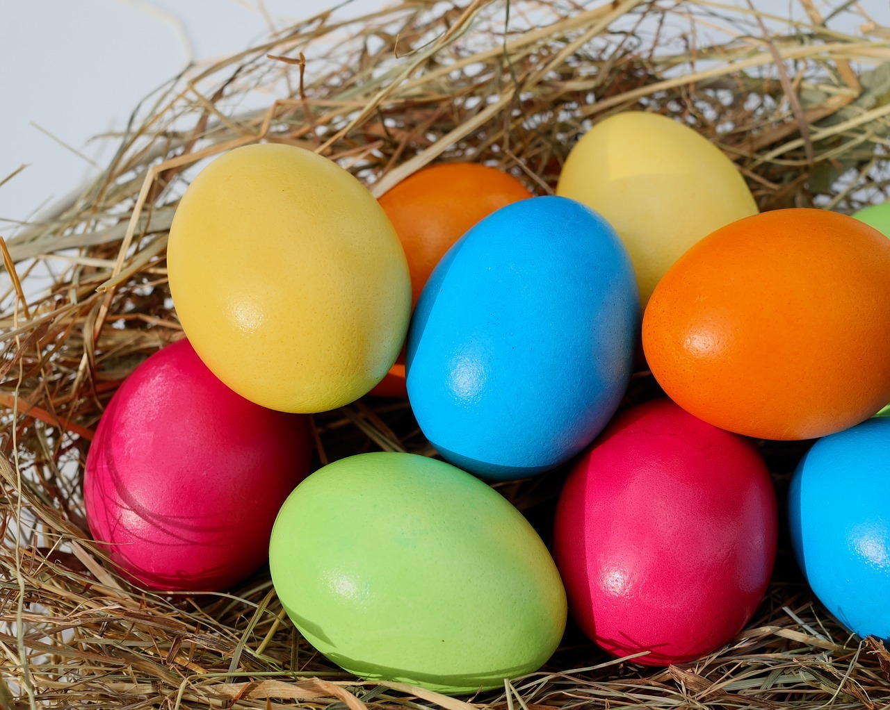 Чем красить яйца без риска для здоровья?
