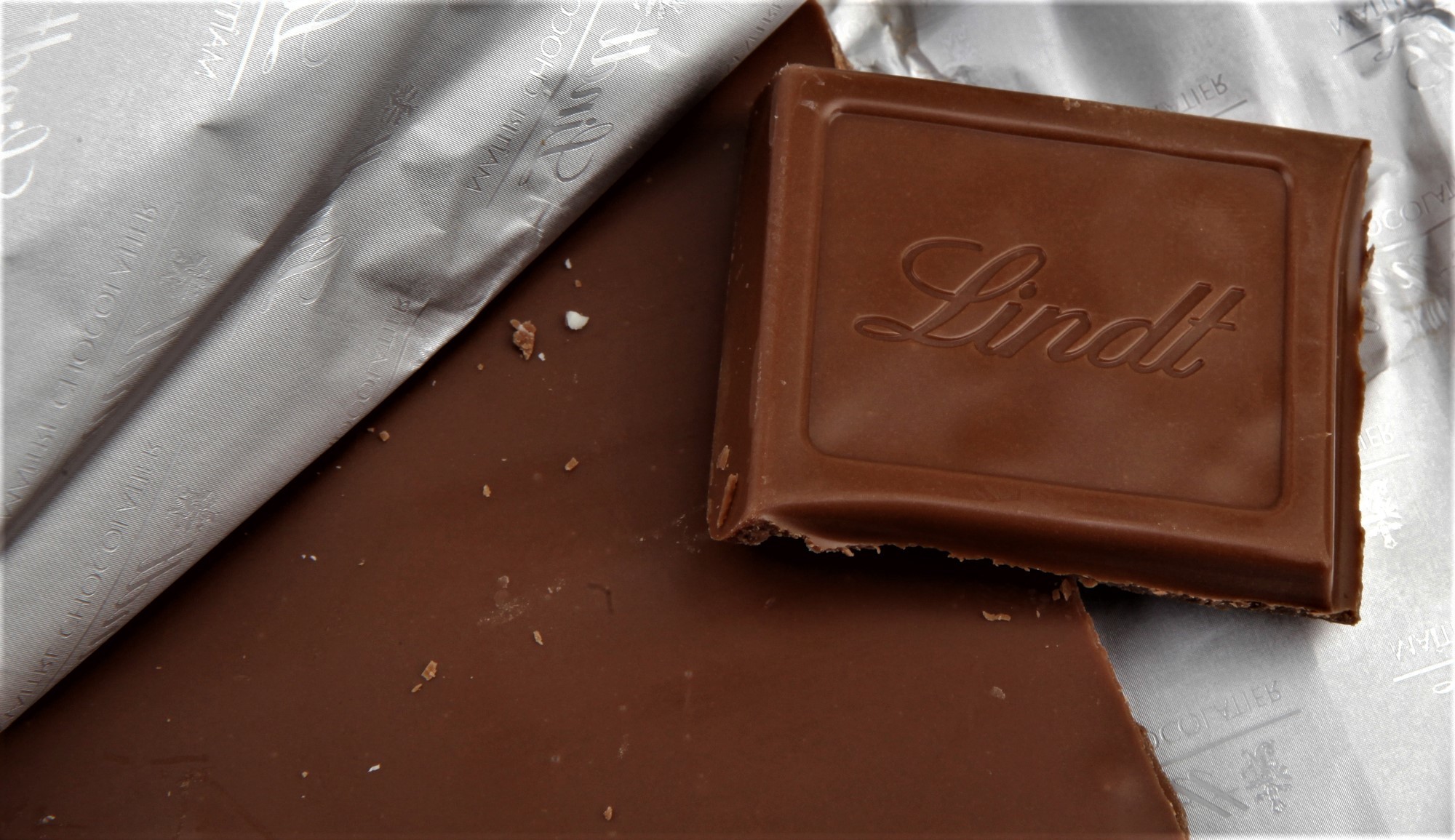 Росконтроль сравнил качество шоколада Lindt в России и в Европе