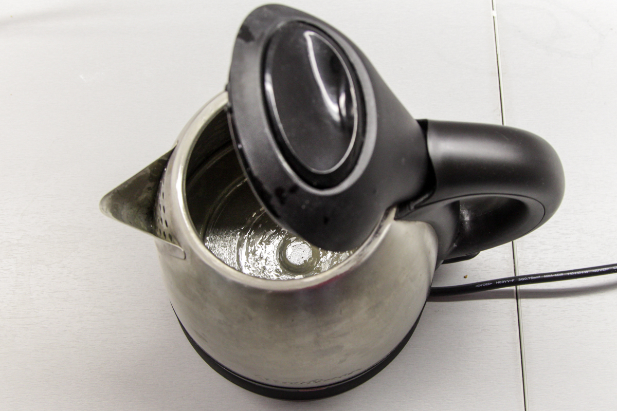 Как быстро и безопасно очистить чайник от накипи? рис-10