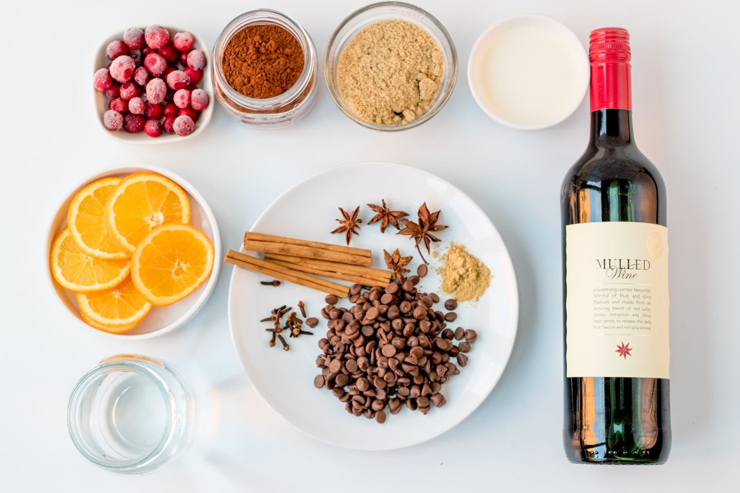Глинтвейн из белого вина: топ-3 рецептов горячительных напитков с фото