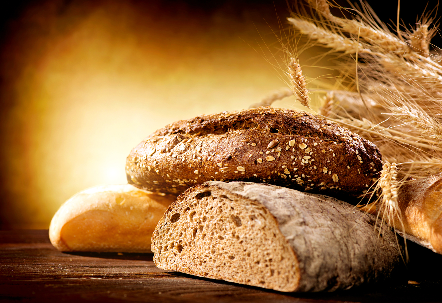С чем нельзя есть хлеб: от варенья до шашлыка