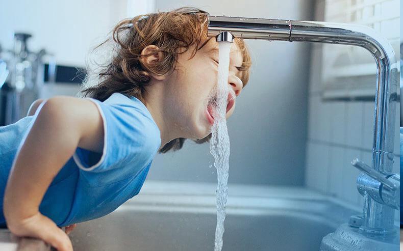 Почему нельзя использовать воду из водонагревателя для приготовления пищи